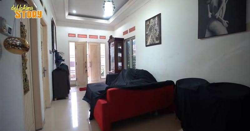 Youtube.com/deHakims Story